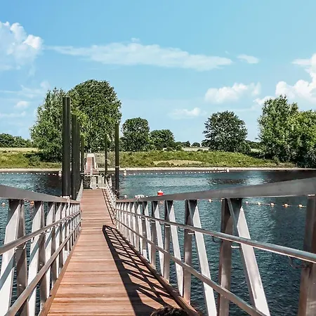 2 Bedroom Gorgeous In Holiday home