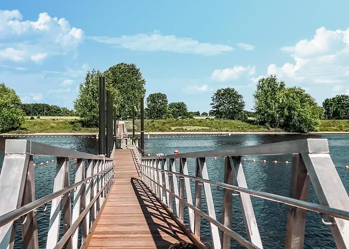 2 Bedroom Gorgeous In בית נופש