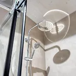 2 Bedroom Gorgeous In *