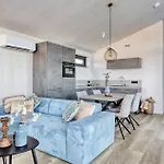 2 Bedroom Gorgeous In Dom wakacyjny