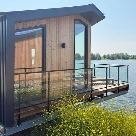 2 Bedroom Gorgeous In Kerkdriel