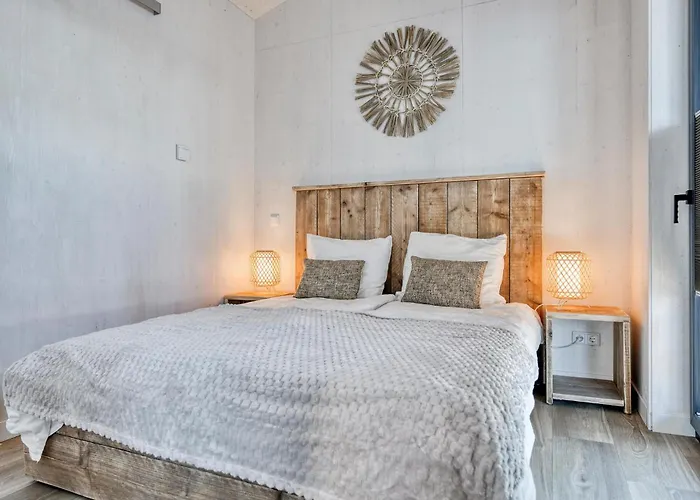 2 Bedroom Gorgeous In Kerkdriel