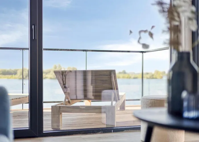 2 Bedroom Gorgeous In Kerkdriel