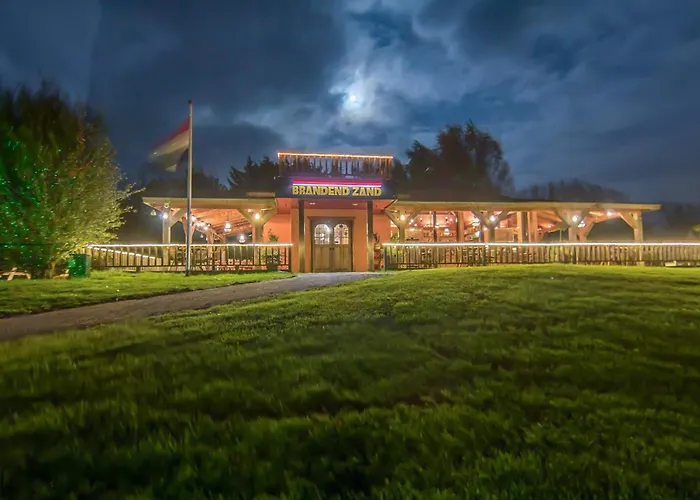 2 Bedroom Gorgeous In Дом отдыха *